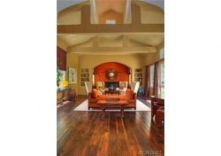 23237 Blue Bird Drive, Calabasas CA: 