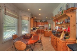 3433 Malaga Court, Calabasas CA: 