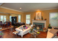 3433 Malaga Court, Calabasas CA: 