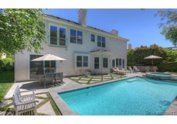 3433 Malaga Court, Calabasas CA: 