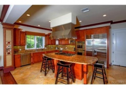 25520 Prado De Las Bellotas, Calabasas CA: 
