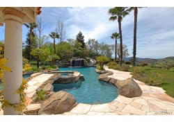5523 Amber Circle, Calabasas CA: 