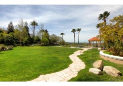5523 Amber Circle, Calabasas CA: 