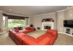 5523 Amber Circle, Calabasas CA: 