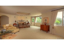5523 Amber Circle, Calabasas CA: 
