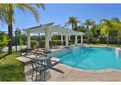 25920 Richmond Court , Calabasas CA: 