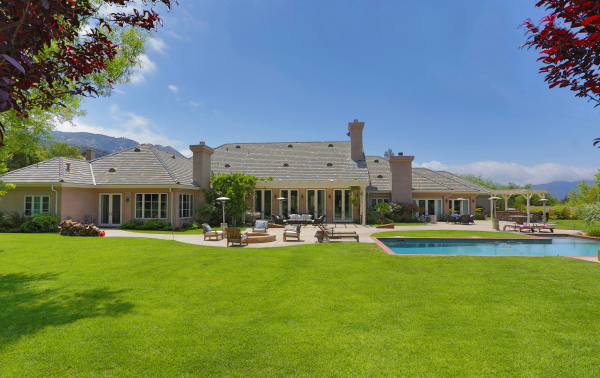 25071 Abercrombie Lane , Calabasas CA: 
