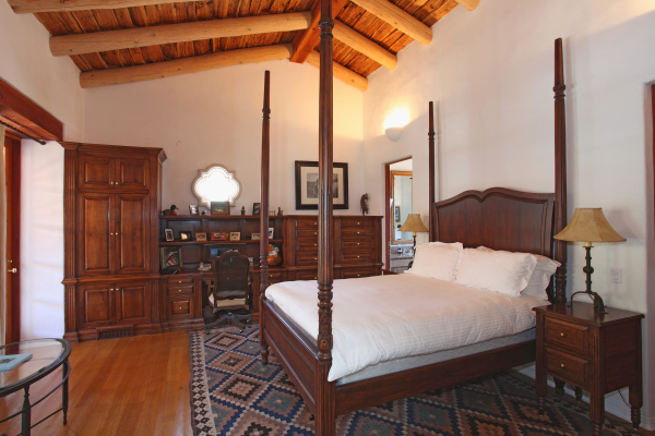 25127 Jim Bridger Road, Hidden Hills CA: 