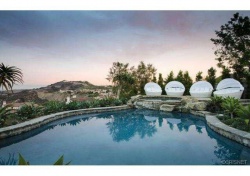 25435 Prado De Las Peras , Calabasas CA: 