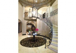 19011 Ashurst Lane , Tarzana CA: 