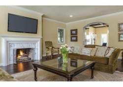 25636 Queenscliff Court , Calabasas CA: 
