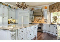 25636 Queenscliff Court , Calabasas CA: 