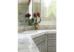 25636 Queenscliff Court , Calabasas CA: 