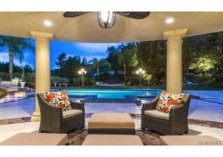 25636 Queenscliff Court , Calabasas CA: 