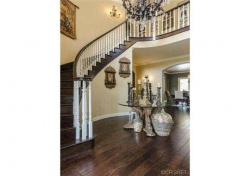 25636 Queenscliff Court , Calabasas CA: 