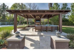 24921 Kit Carson Road, Hidden Hills CA: 