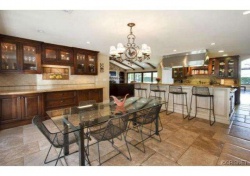 24921 Kit Carson Road, Hidden Hills CA: 