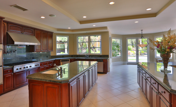 25190 Jim Bridger Road , Hidden Hills CA: 