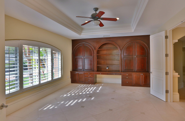 25190 Jim Bridger Road , Hidden Hills CA: 