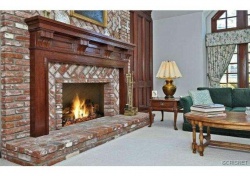 24723 Calvert Street , Woodland Hills CA: 