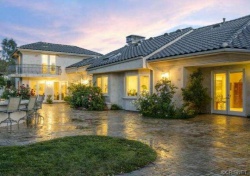 2063 Delphine Lane , Calabasas CA: 
