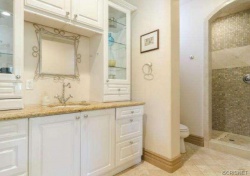 2063 Delphine Lane , Calabasas CA: 