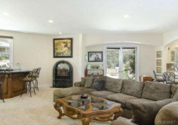 2063 Delphine Lane , Calabasas CA: 