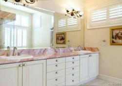 2063 Delphine Lane , Calabasas CA: 