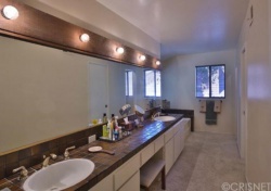 4107 Pine Hollow Road , Calabasas CA: 