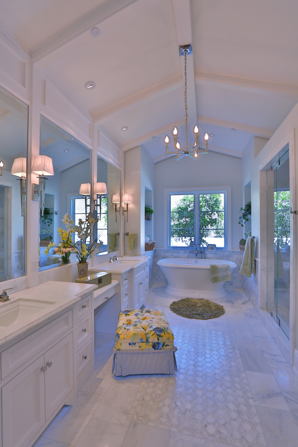 5206 SCOTT ROBERTSON, Hidden Hills CA: 