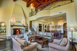 6914   SOLANO VERDE  , Somis CA: 