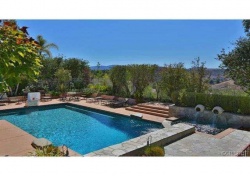 5641 Newcastle Lane , Calabasas CA: 