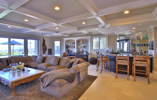23483 Park Colombo, Calabasas CA: 