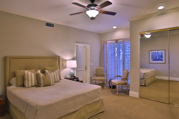 23483 Park Colombo, Calabasas CA: 