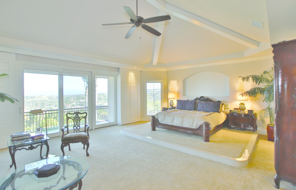23483 Park Colombo, Calabasas CA: 