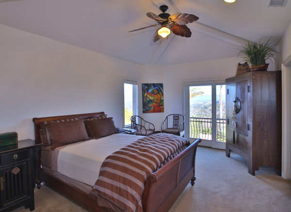 23483 Park Colombo, Calabasas CA: 