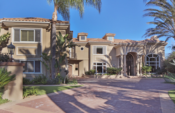 23483 Park Colombo, Calabasas CA: 