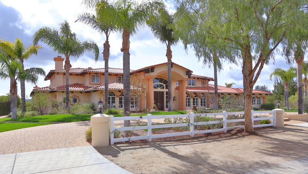 5948 Annie Oakley Road , Hidden Hills CA: 