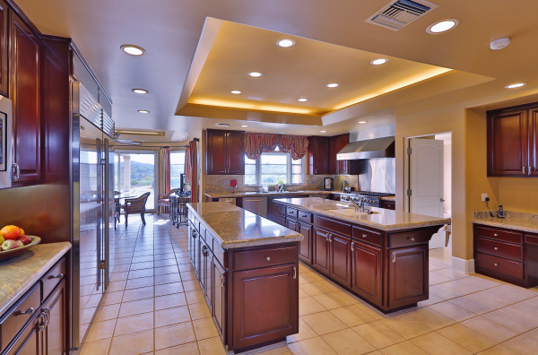 5948 Annie Oakley Road , Hidden Hills CA: 