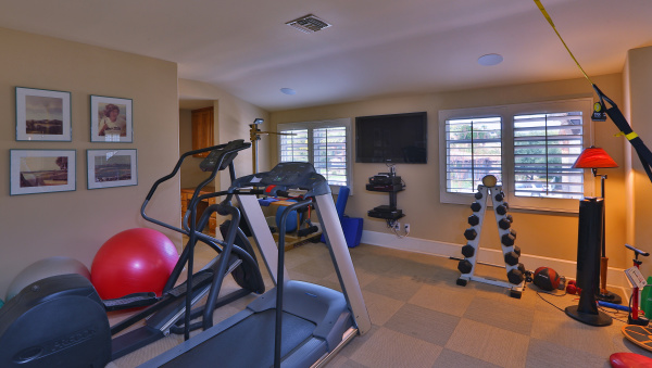 5948 Annie Oakley Road , Hidden Hills CA: 