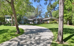 5207 ROUND MEADOW Road, Hidden Hills CA: 