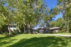 5207 ROUND MEADOW Road, Hidden Hills CA: 