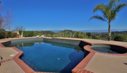 24000 LAUREL Place , Calabasas CA: 