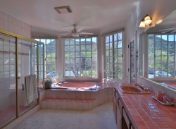 24000 LAUREL Place , Calabasas CA: 