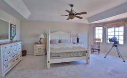 24000 LAUREL Place , Calabasas CA: 