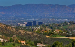 24000 LAUREL Place , Calabasas CA: 