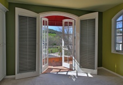 24000 LAUREL Place , Calabasas CA: 
