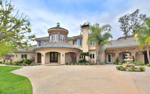 2063   Delphine  Lane , Calabasas CA: 