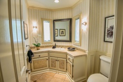 24317 Bridle Trail, Hidden Hills CA: 