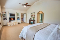 24317 Bridle Trail, Hidden Hills CA: 